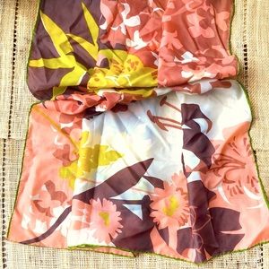 Beautiful vintage floral scarf